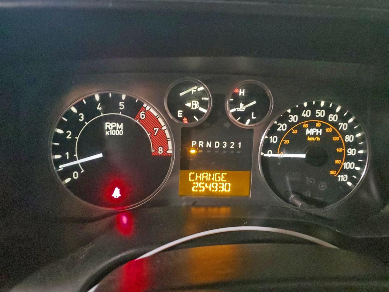 HUMMER H3 Alpha Image 7