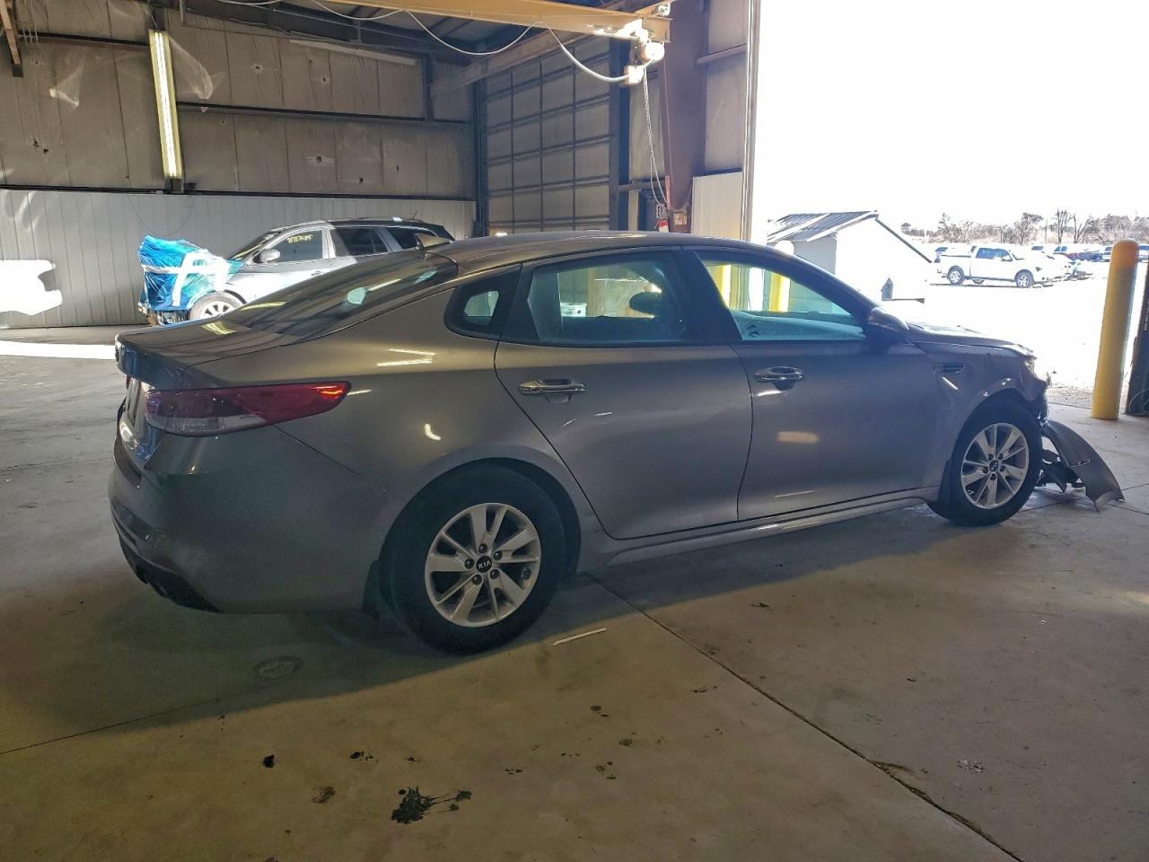 Kia Optima Lx Image 4