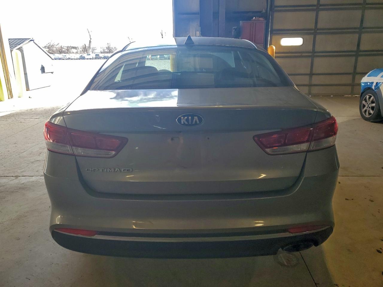 Kia Optima Lx Image 11