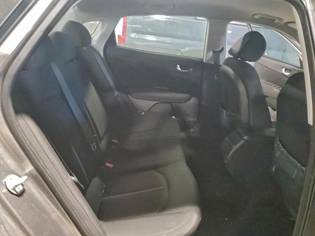 Kia Optima Lx Image 8