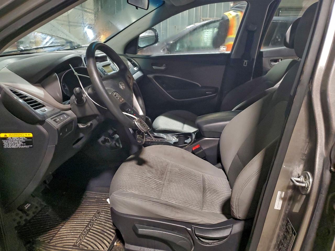 Hyundai SANTA FE Image 10