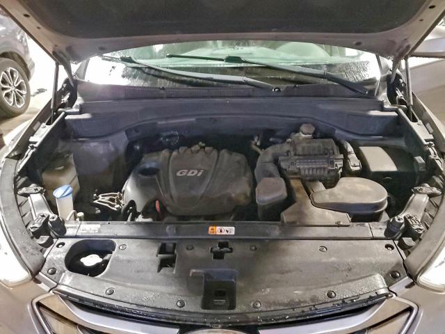 Hyundai SANTA FE Image 11