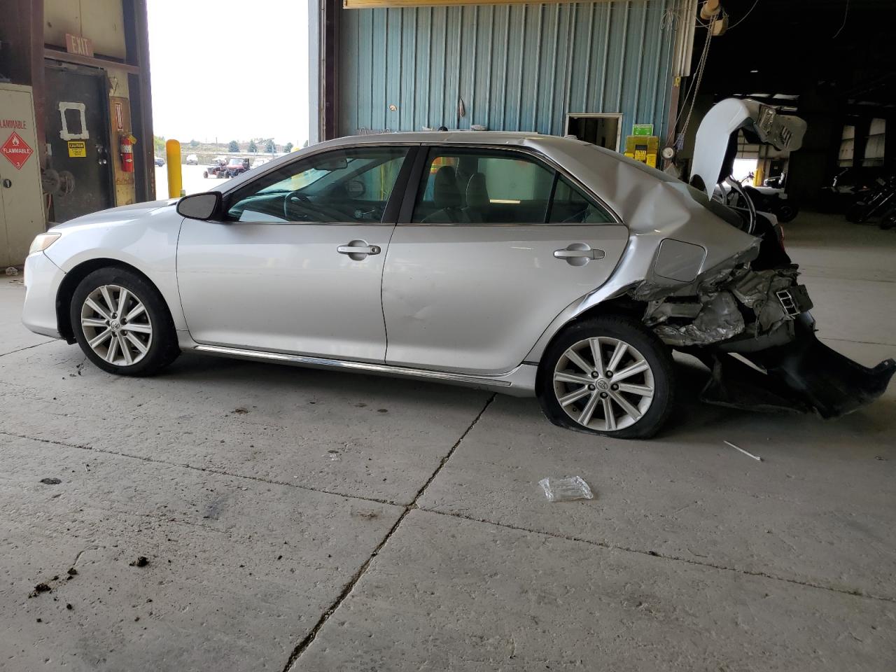 Toyota Camry L Image 5