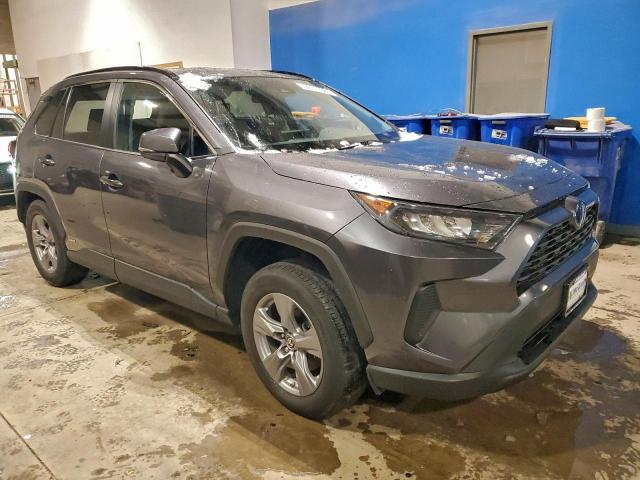 Toyota RAV4 Le Image 4