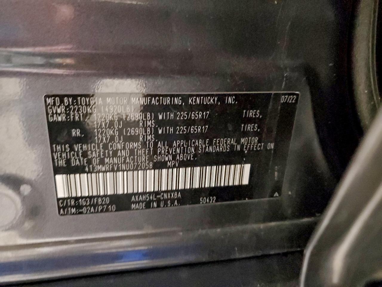 Toyota RAV4 Le Image 11