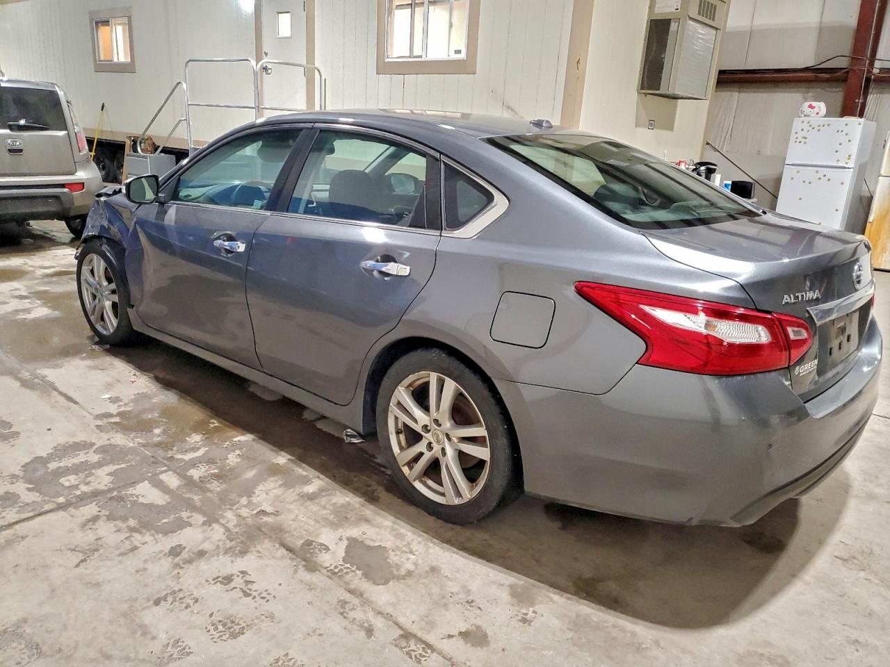Nissan Altima 3.5sl Image 12