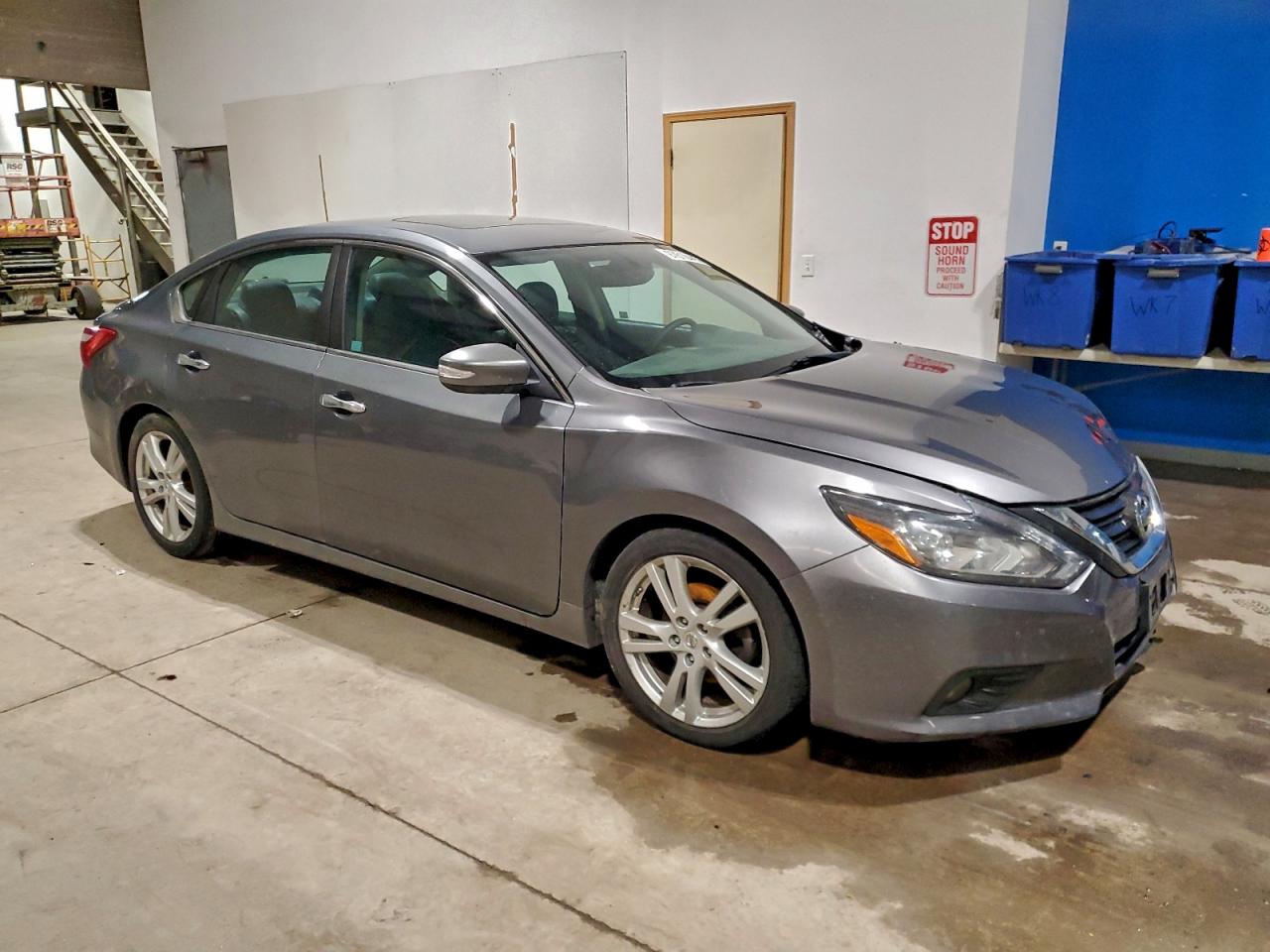 Nissan Altima 3.5sl Image 8