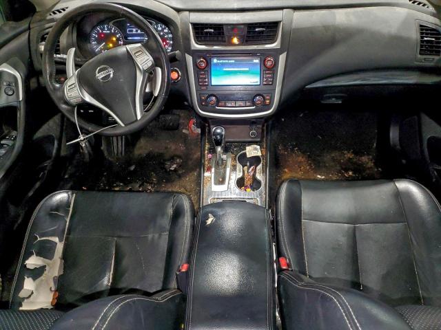 Nissan Altima 3.5sl Image 6