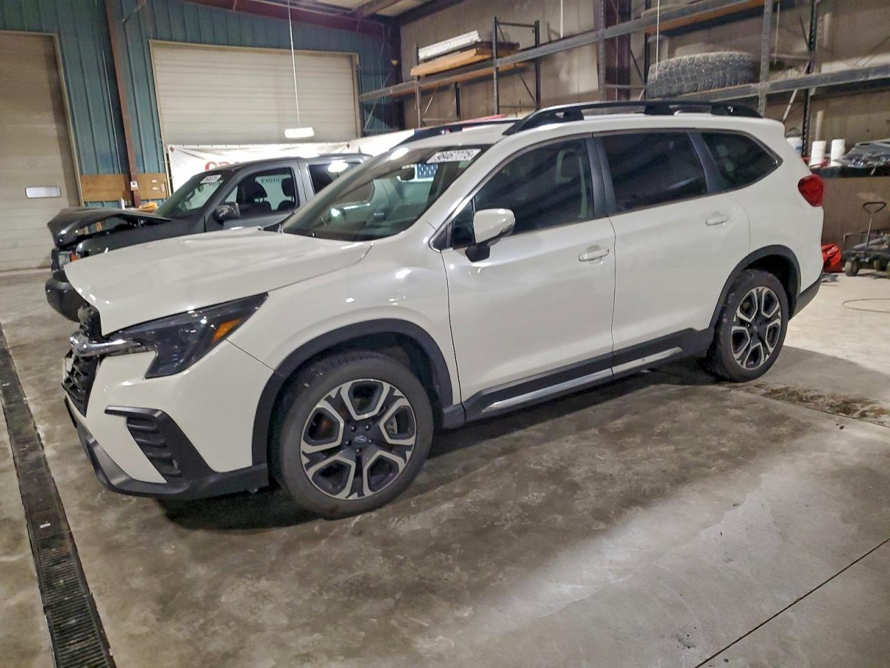 Subaru Ascent Limited Image 1