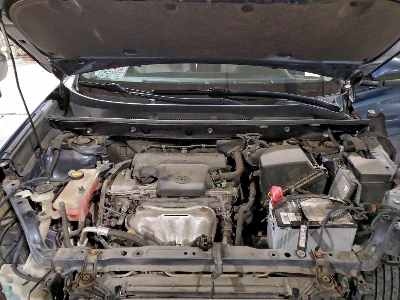 Toyota RAV4 Xle Image 10