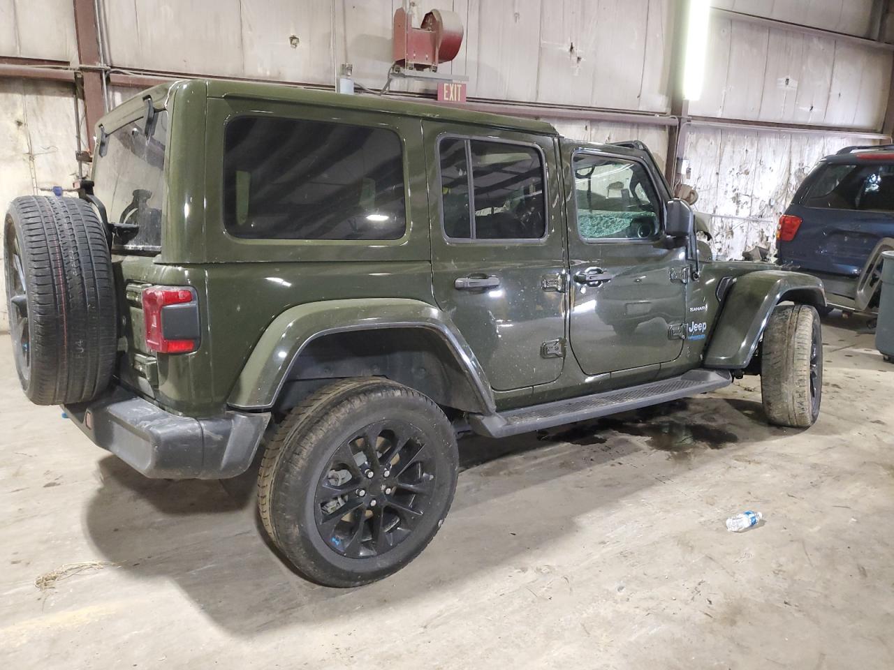 Jeep Wrangler Sahara 4xe Image 4