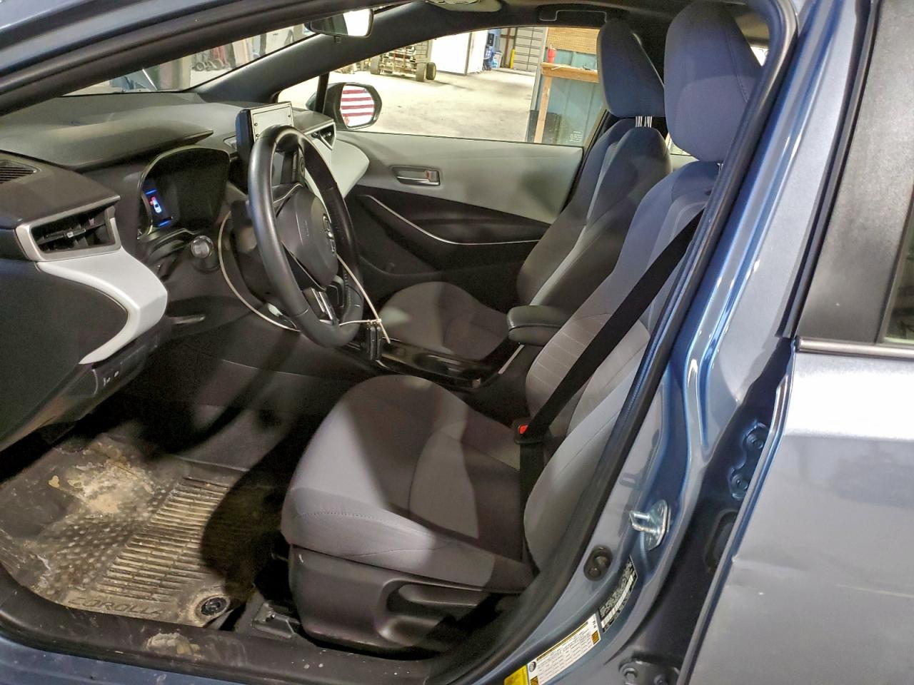 Toyota Corolla Se Image 11