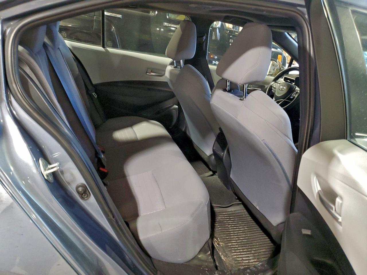 Toyota Corolla Se Image 6