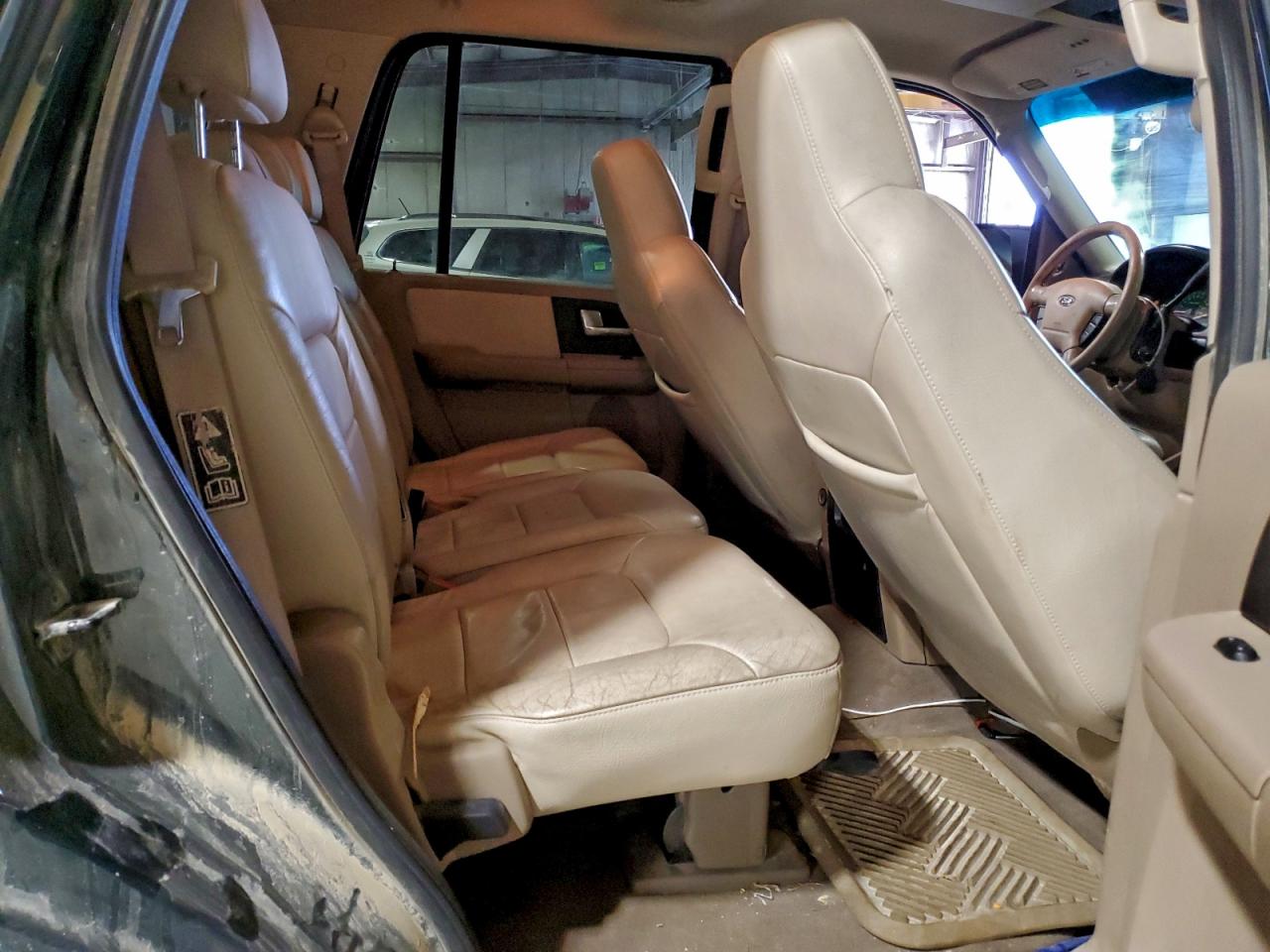 Ford Expedition Xlt Image 7