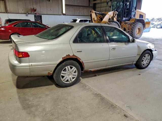 Toyota Camry Ce Image 8