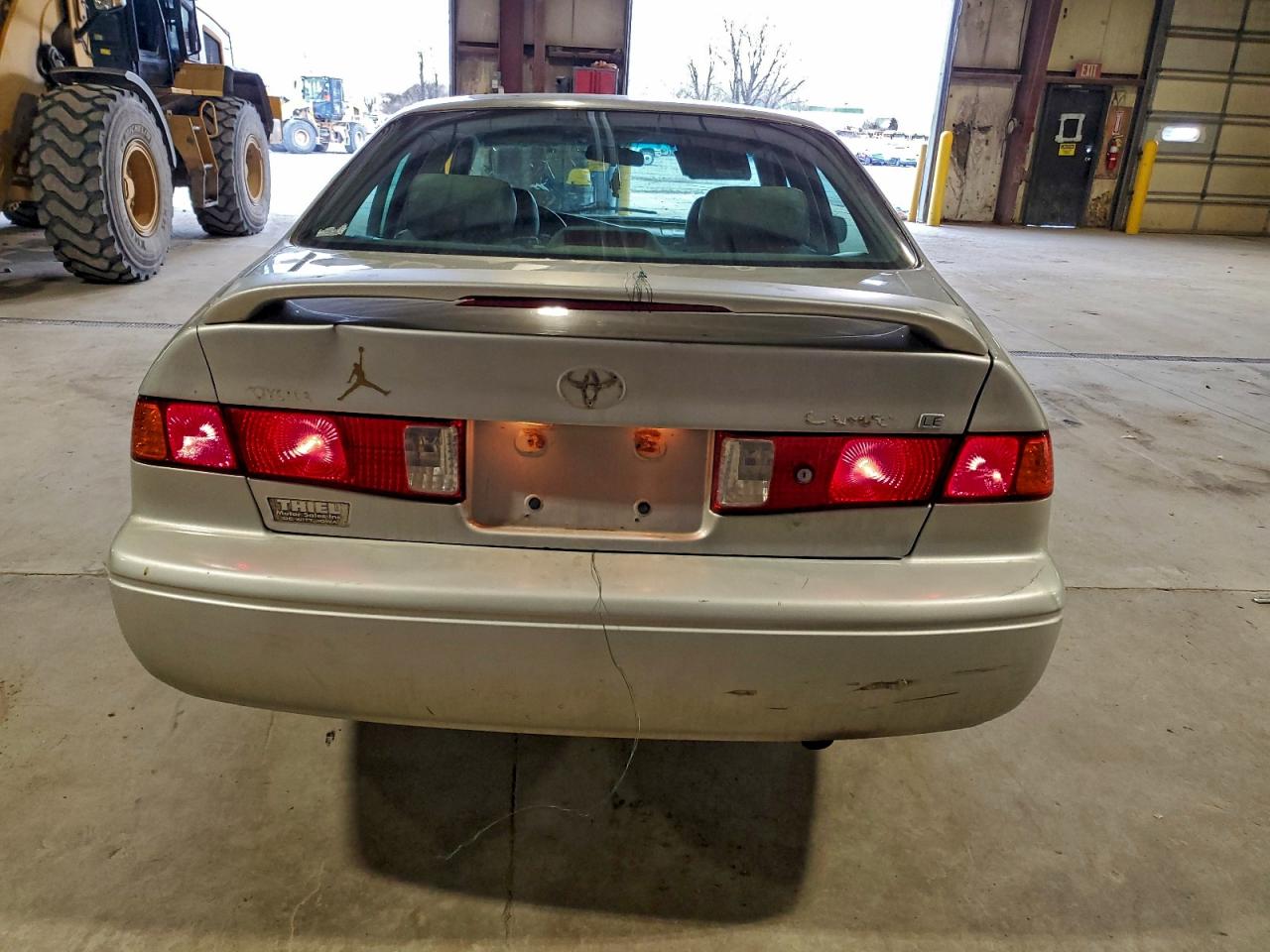 Toyota Camry Ce Image 3