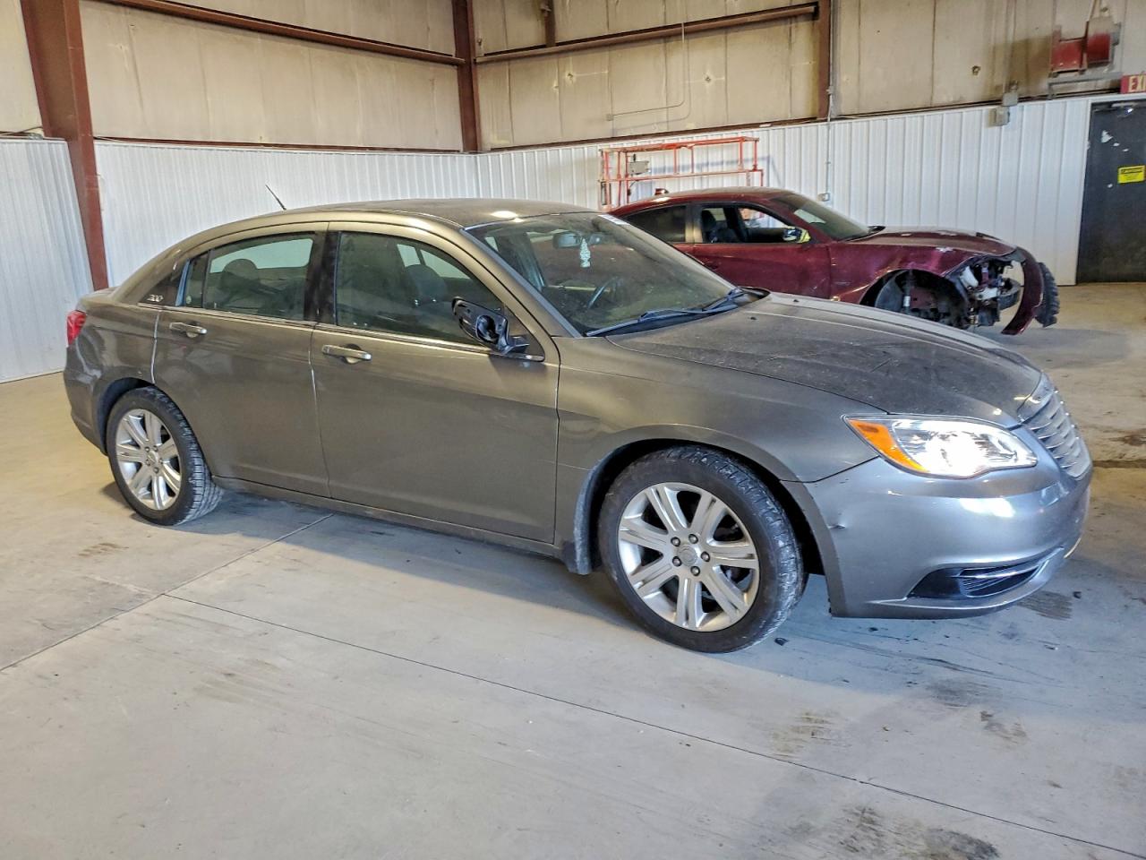 Chrysler 200 Touring Image 5