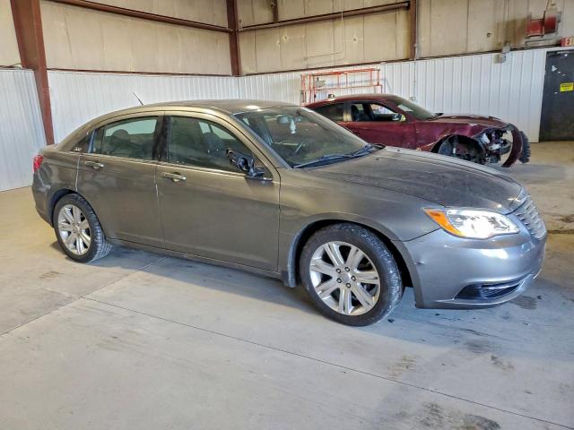 Chrysler 200 Touring Image 5