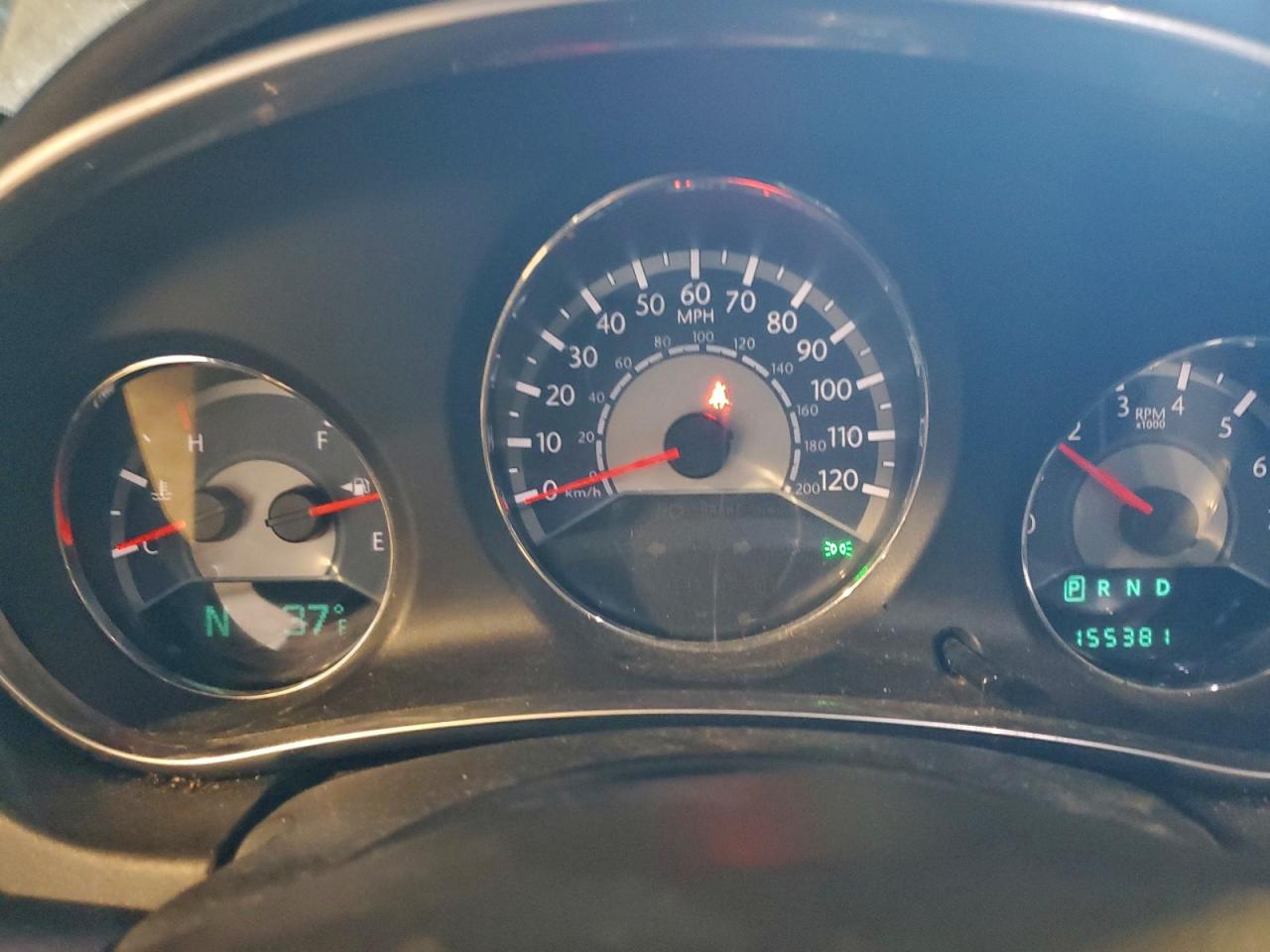 Chrysler 200 Touring Image 6